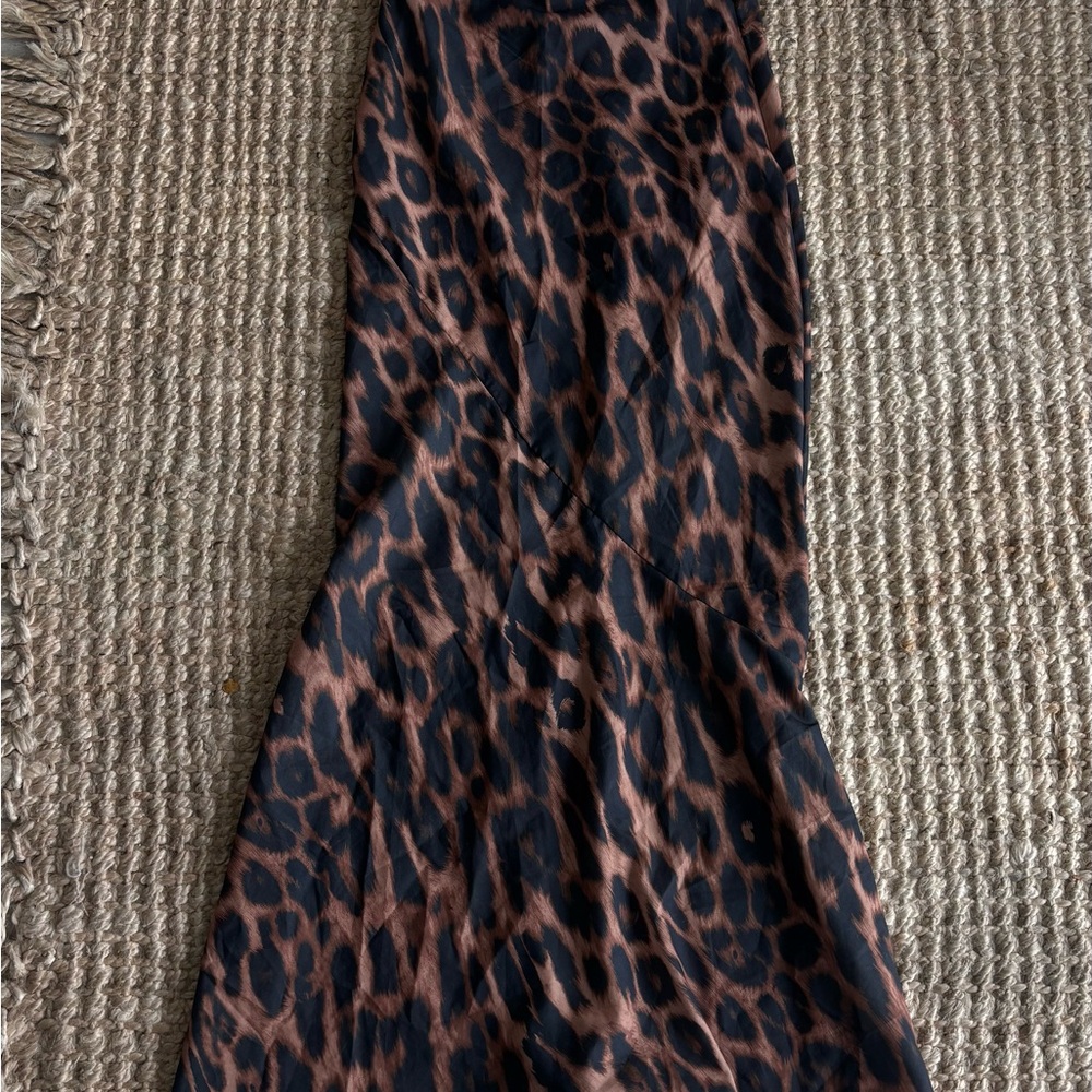Elegant Leopard Print Maxi Skirt